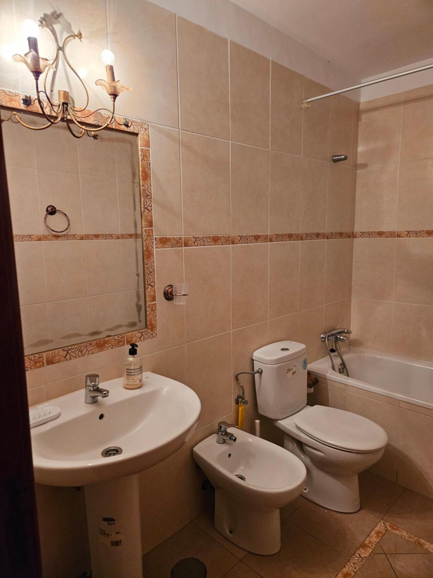 2 Bedroom Near Fanabe Apartment *
