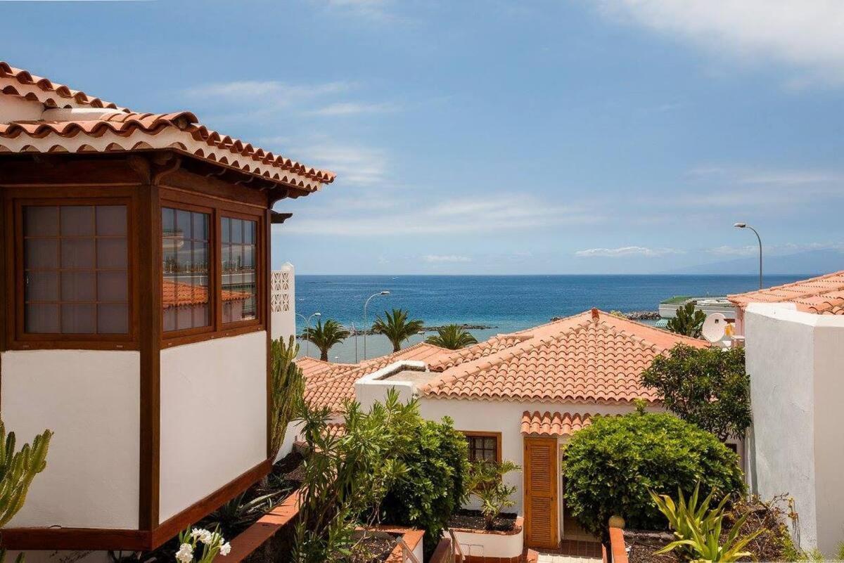 2 Bedroom For 4 People In Tenerife Costa Adeje (Tenerife)
