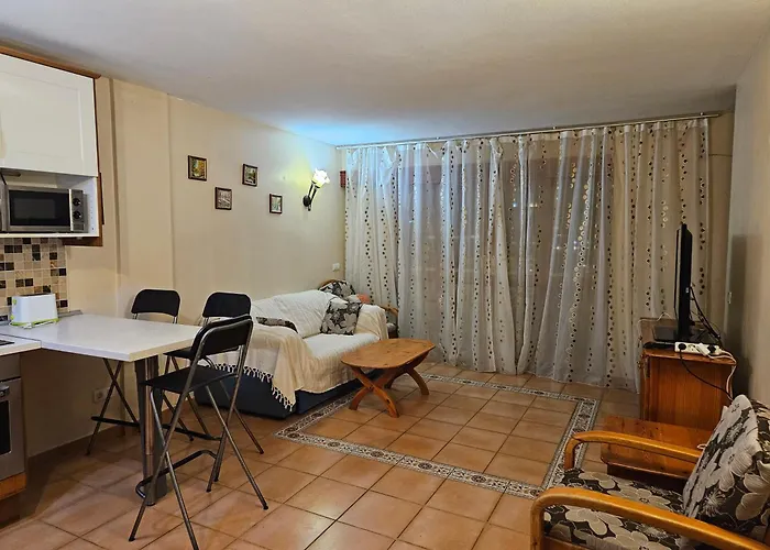 2 Bedroom Apartment Near Fanabe Beach