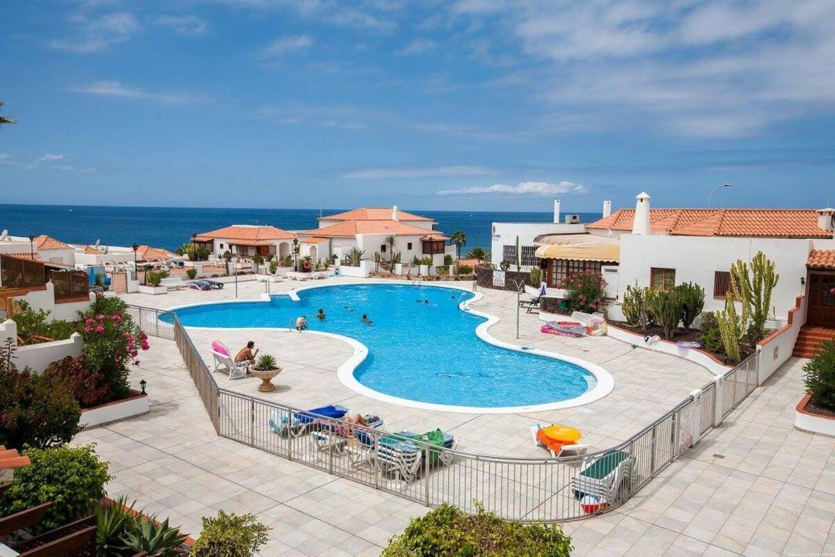2 Bedroom For 4 People In Tenerife Appartement