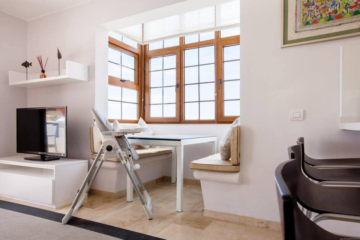 2 Bedroom For 4 People In Tenerife Appartement