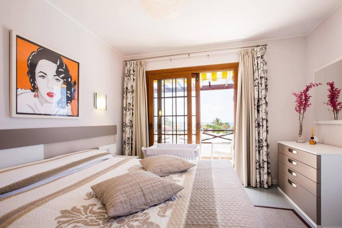 2 Bedroom For 4 People In Tenerife * Costa Adeje (Tenerife)